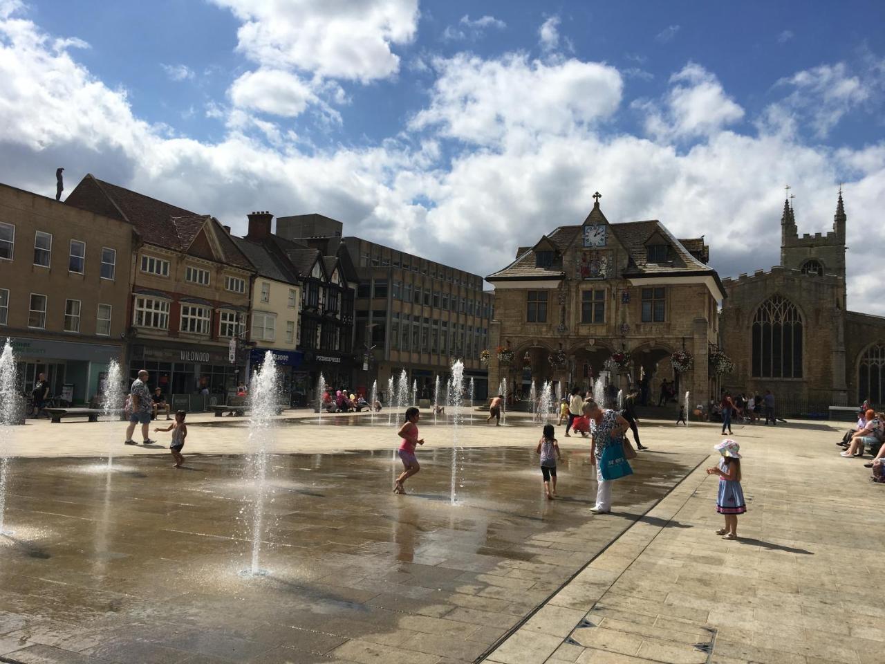 Fantastic Hampton Centre Stay Peterborough Luaran gambar